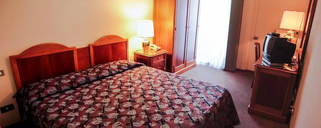Garden Hotel San Giovanni La Punta Guest house
